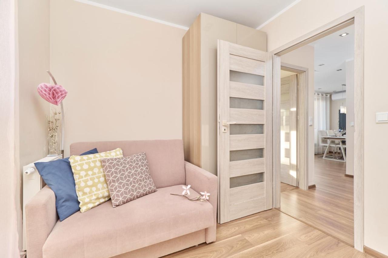 Apartments Wrocław Krakowska by Renters Zewnętrze zdjęcie