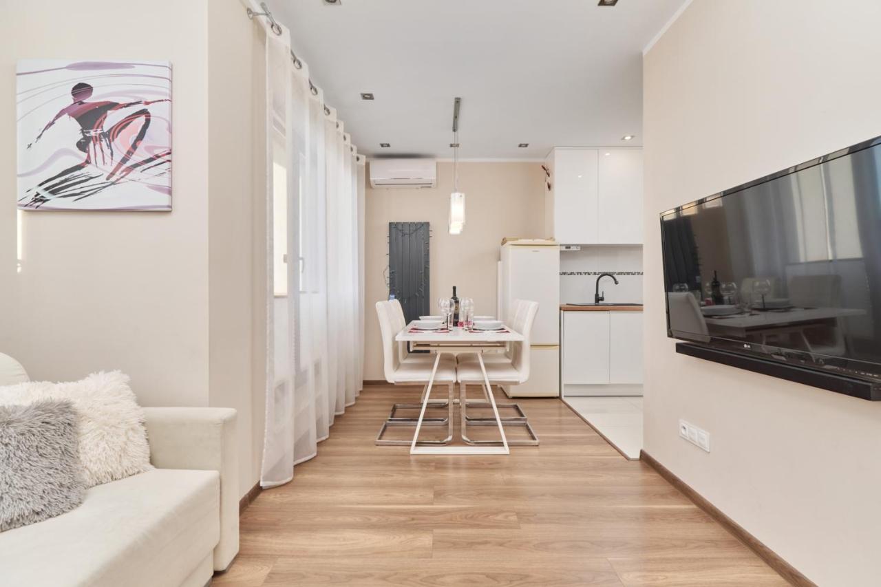 Apartments Wrocław Krakowska by Renters Zewnętrze zdjęcie